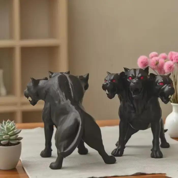 Statue de chien à trois têtes de Style gothique