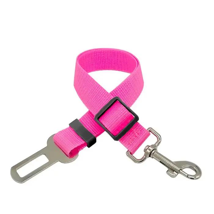 Ceinture de sécurité pour chien en nylon ajustable toutes saisons harnais de voiture pour chiens sécuritaire confortable occasions de déplacement pour animaux de compagnie