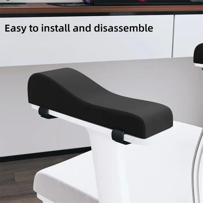 Un ensemble de coussins d'accoudoir de chaise de bureau et coudières en mousse à mémoire de forme, c