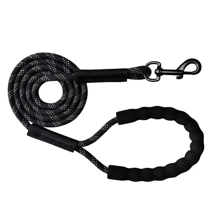 Laisse réfléchissante pour animaux de compagnie en nylon et mousse pour petites, moyennes et grandes races de chiens, idéale pour les promenades nocturnes et l'entraînement de rappel