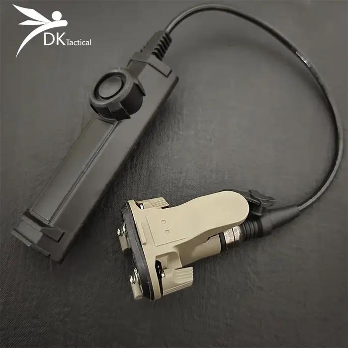 Lampe torche tactique X400 X300 pour pistolets interrupteur double télécommande SF Tailcap compatible avec armes pour chasseurs et randonneurs夜晚狩猎和徒步旅行的理想伴侣:战术手电筒X400 X300,适用于手枪,带有双按钮遥控SF尾盖,兼容多种武器型号