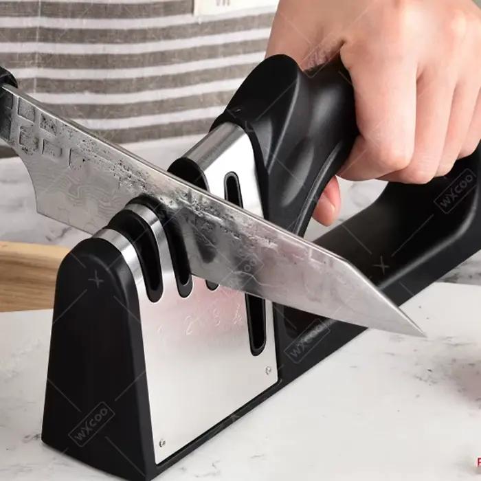 Aiguiseur de couteaux à 4 segments en carbure de tungstène pour une affûtage rapide et précise de couteaux et ciseaux pour cuisine professionnelles et amateurs