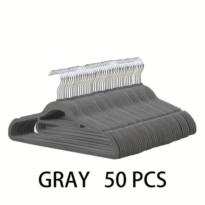 50 cintres en velours antidérapants, gain de place, robustes et durables, adaptés au rangement intérieur, à la séchage extérieur et à la présentation des vêtements