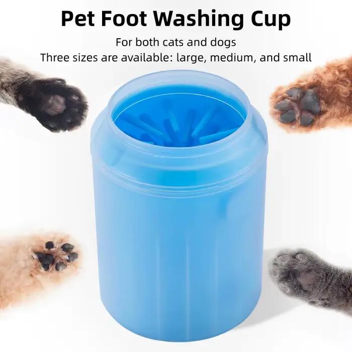 Brosse multifonctionnelle pour nettoyer les pattes d'animaux léger et portable avec gobelet de lavage pour chiens et chats promenades extérieures voyages camping soins quotidiens
