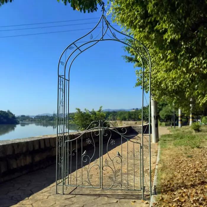 Arche de jardin en fer forgé vintage pour extérieur, forme ronde ou carrée, résistance aux intempéries, facile à assembler, idéale pour jardins et patios